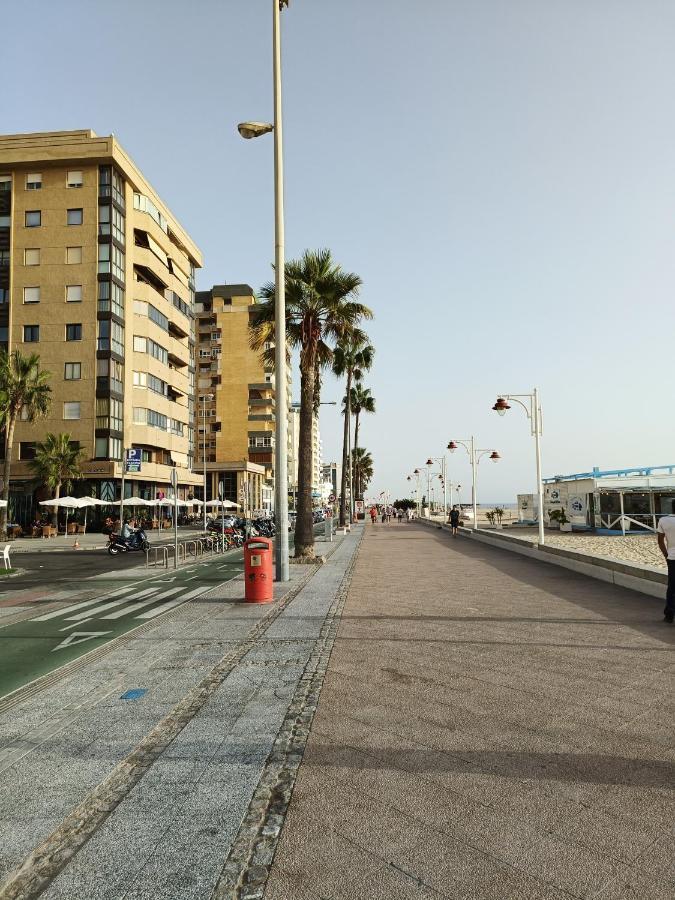 Piso Avenida Junto A La Playa Apartment Cadiz Ngoại thất bức ảnh